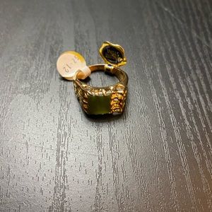 Men’s gold ring.